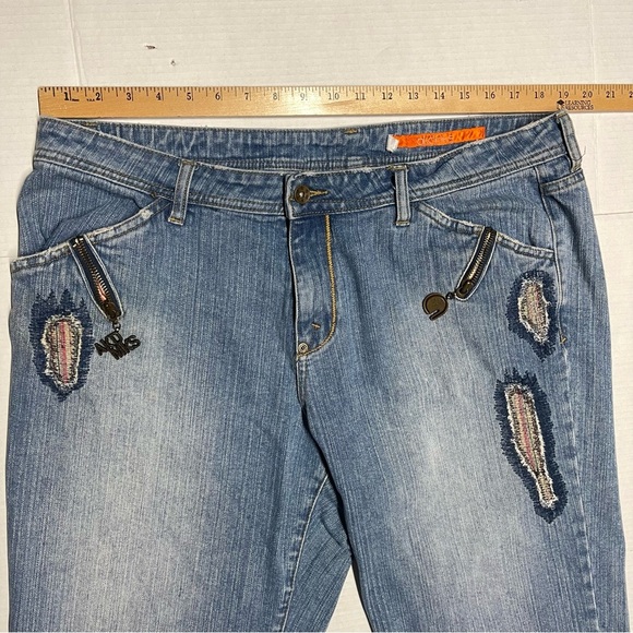 AKDMKS Knee length Jean Shorts Blue Embroidered Patches Urban Wear Mens Size 38 - Picture 2 of 12